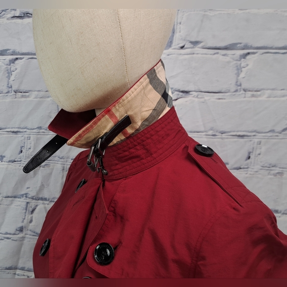Burberry Women's Trench Coat Jacket Red Brookesby Short Length Size 2 US - Picture 4 of 16